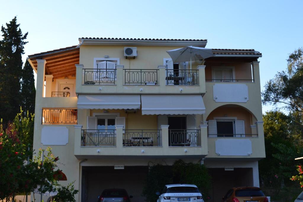 Scorpios Apartments room 4